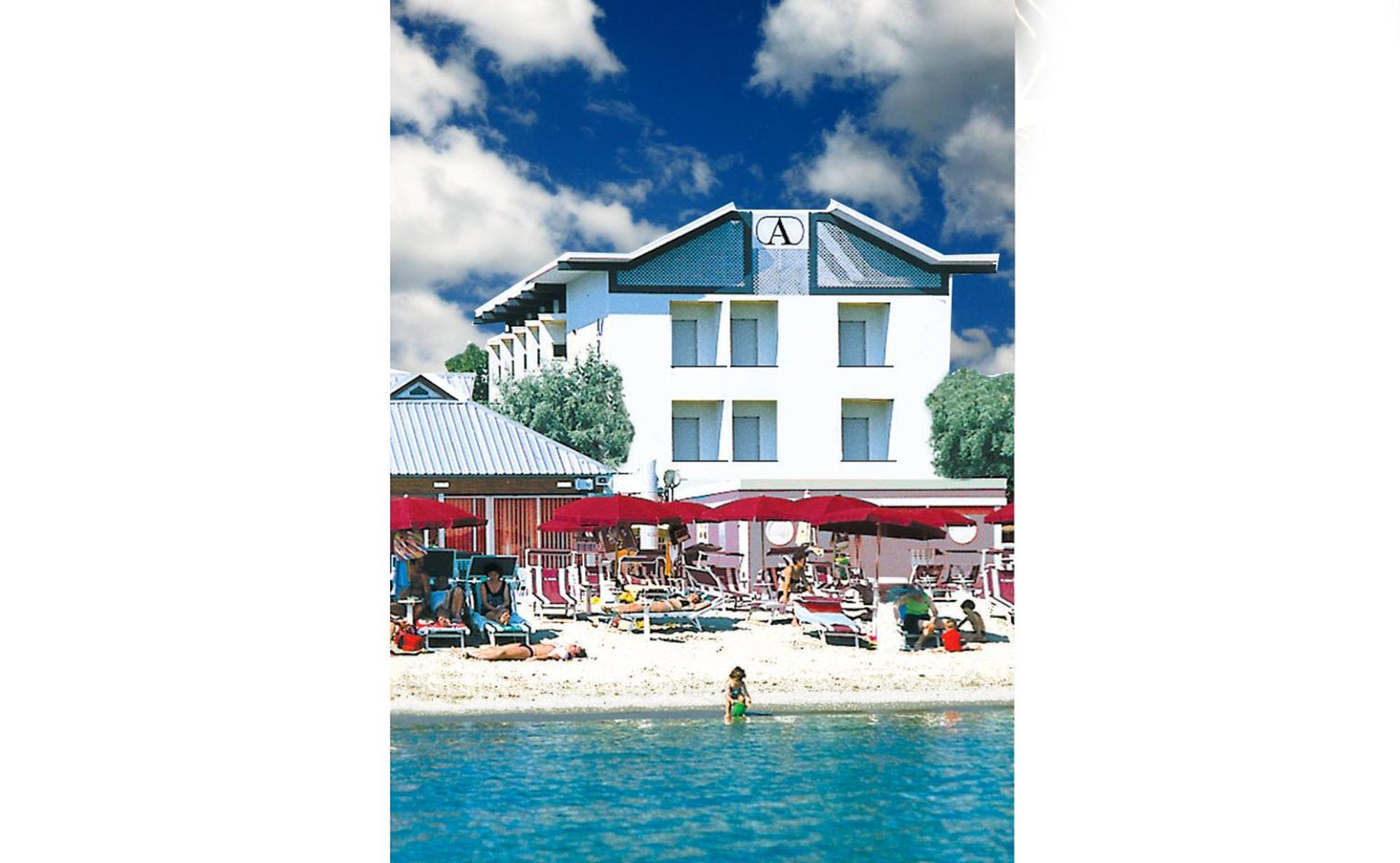 Hotel Ariston Cesenatico Exterior foto